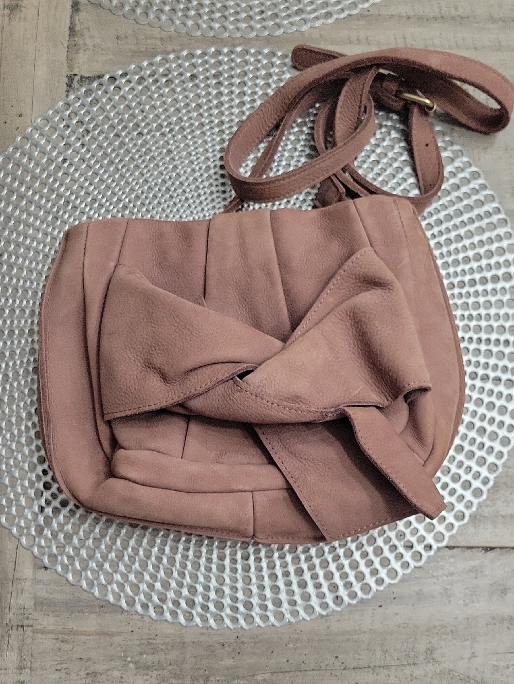 Miss Albright Cow Suede Leather W/Bow Knot Detail Crossbody